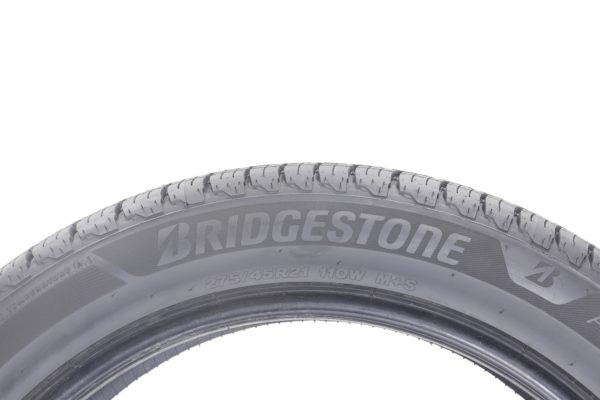 Bridgestone Alenza AS Ultra 275/45R21 (110W) 10/32 - Image 4