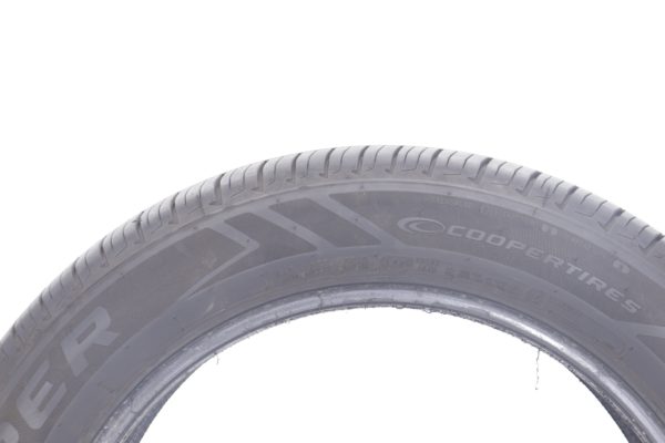 Cooper Endeavor Plus 235/55R19 (105H) 9/32 - Image 3