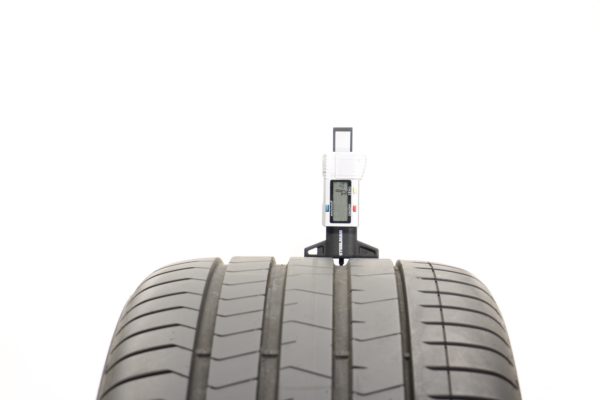 Pirelli PZero (RSC) Run Flat PZ4 275/35R20 (102Y) 8/32 - Image 4
