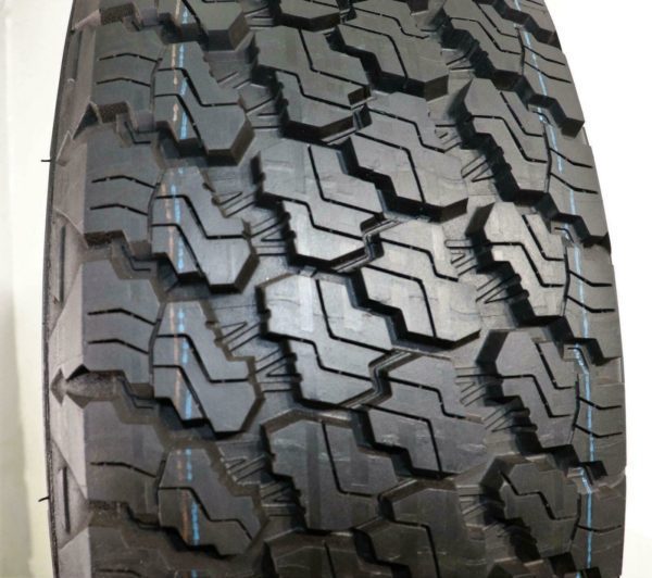 Goodyear Wrangler 245/75R17 (110T) 13/32 - Image 3